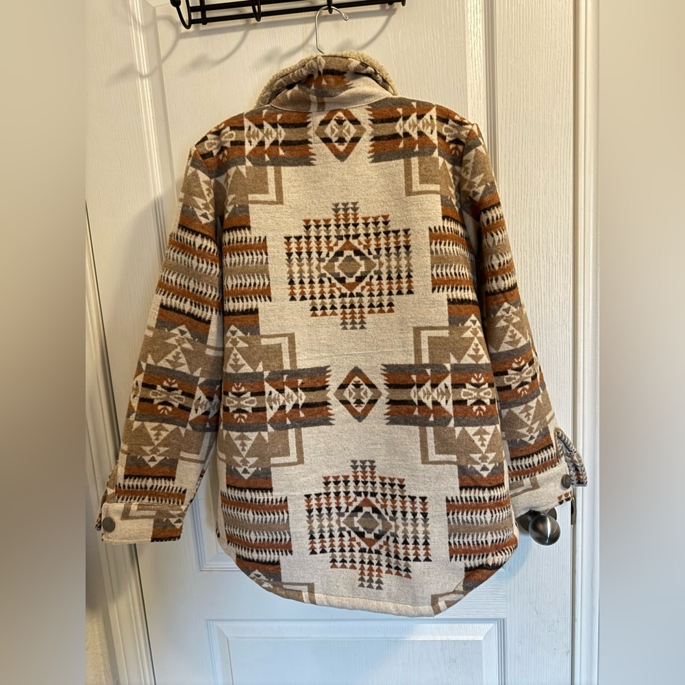 Cotton & Rye Aztec Sherpa Line Jacket - Picture 5 of 6